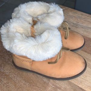 Zara Toddler Girl’s Fur Boots
